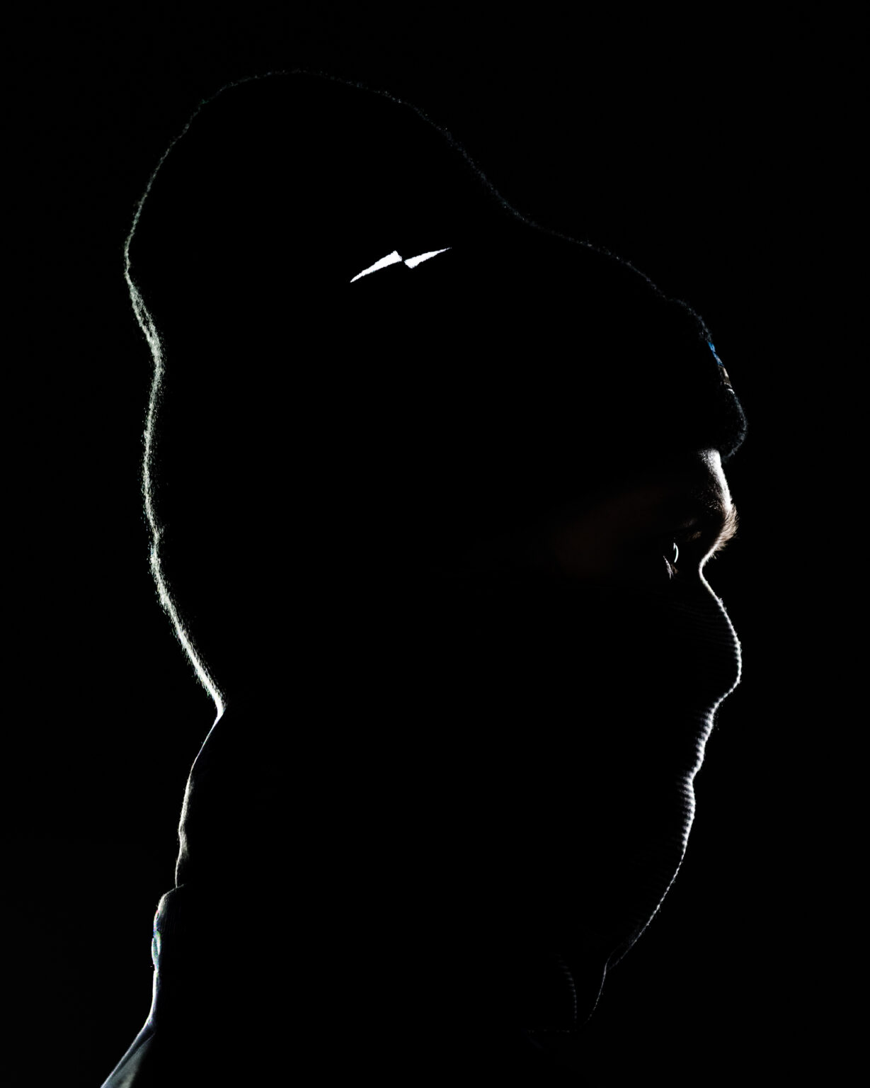 AVNIERxSTJAMES-APENPENIC-5